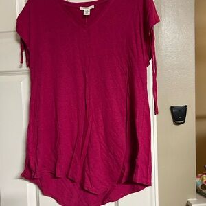 Westbound Fuchsia Short Sleeve Top